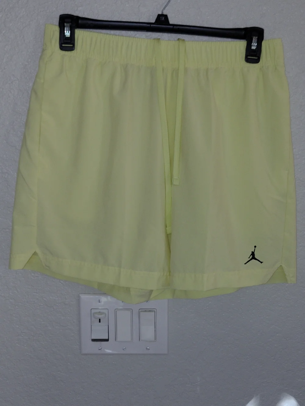Jordan Sport Essentials Dri-FIT Woven Shorts - Luminous Green Size Men's S L-121